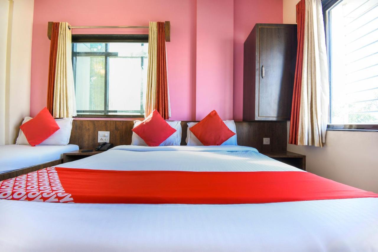 Sai Palkhi Hotel Shirdi Esterno foto